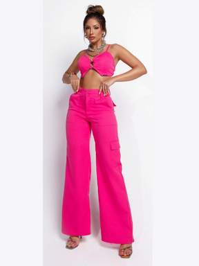 Conjunto Top e Calça Cargo Pink em Alfaiataria Acetinado